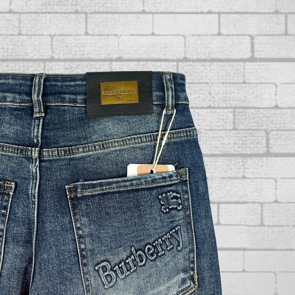 Quần Jean Nam Ống Đứng Trẻ Trung Slim Fit 2025 - H427