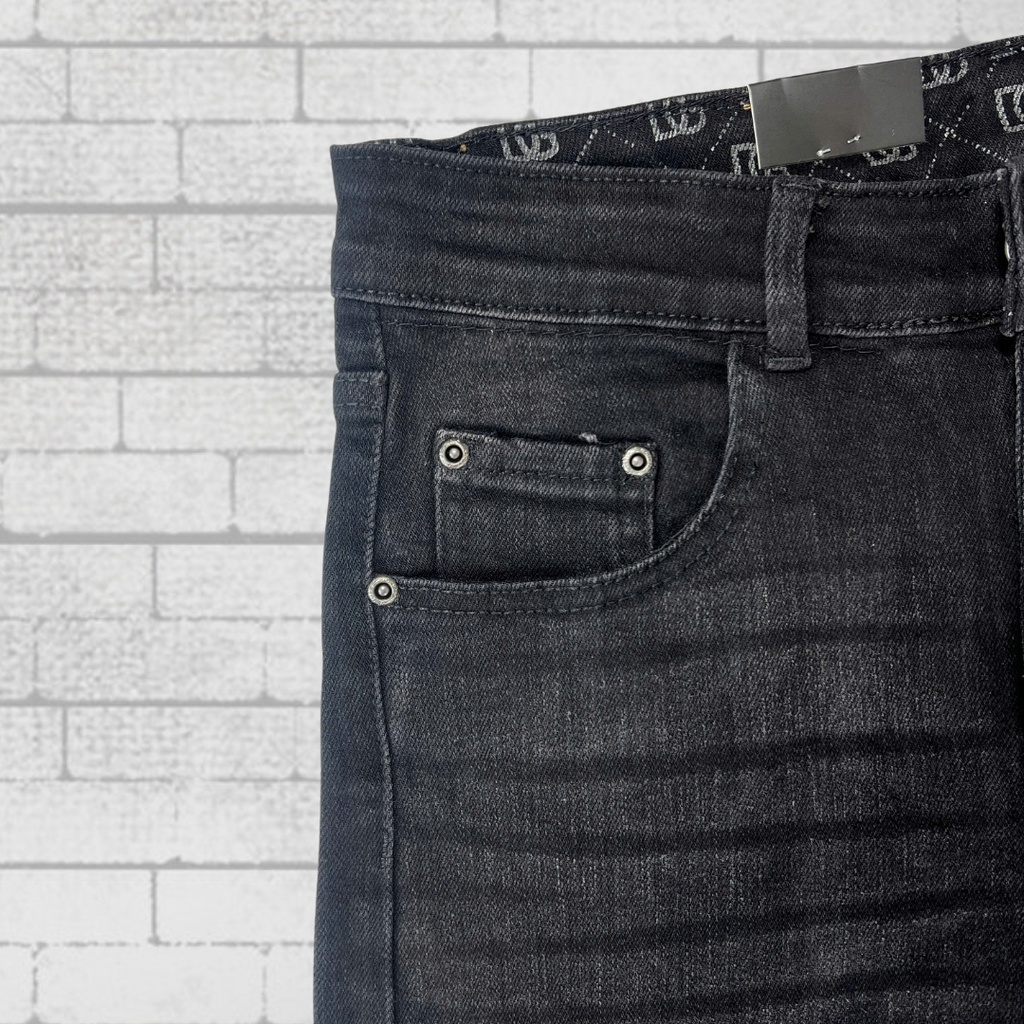 Quần Jean Nam Ống Đứng Trẻ Trung Slim Fit 2025 - JB612