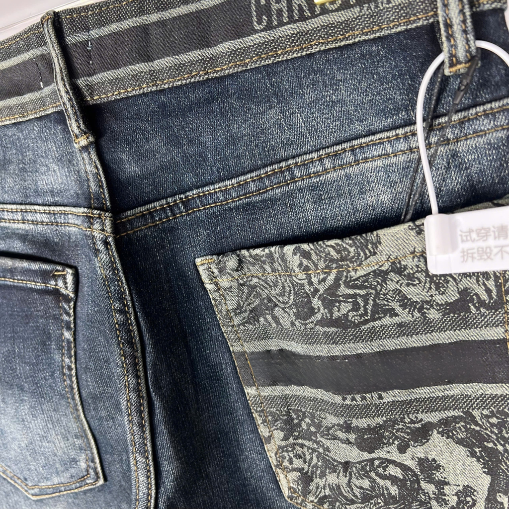 Quần Short Jean Nam Xanh Đậm Thiết Kế Đơn Giản - D335 