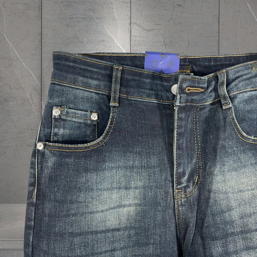 Quần Jean Nam Dáng Slim Wash Xanh Cổ Điển - JB590