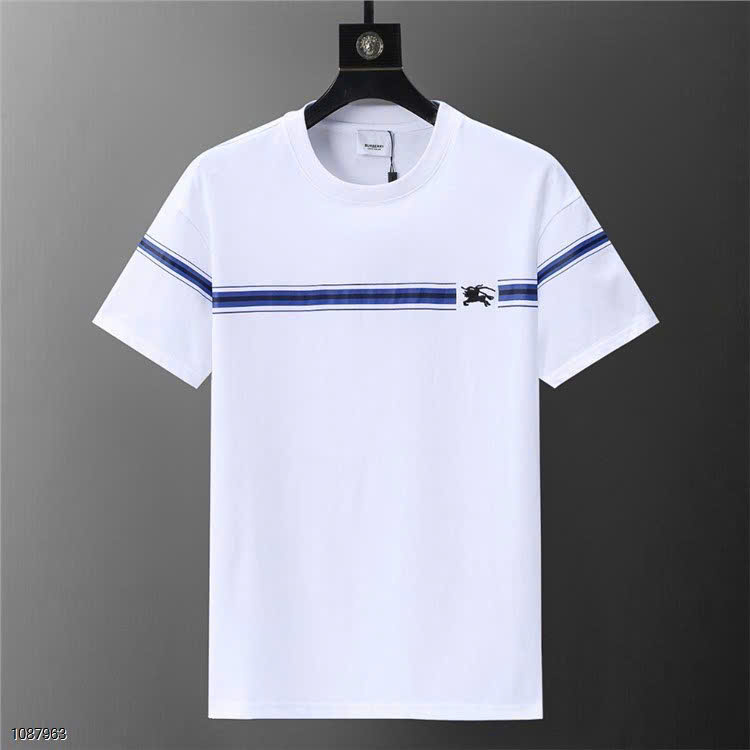Áo T shirt họa tiết ngang ngực - B14