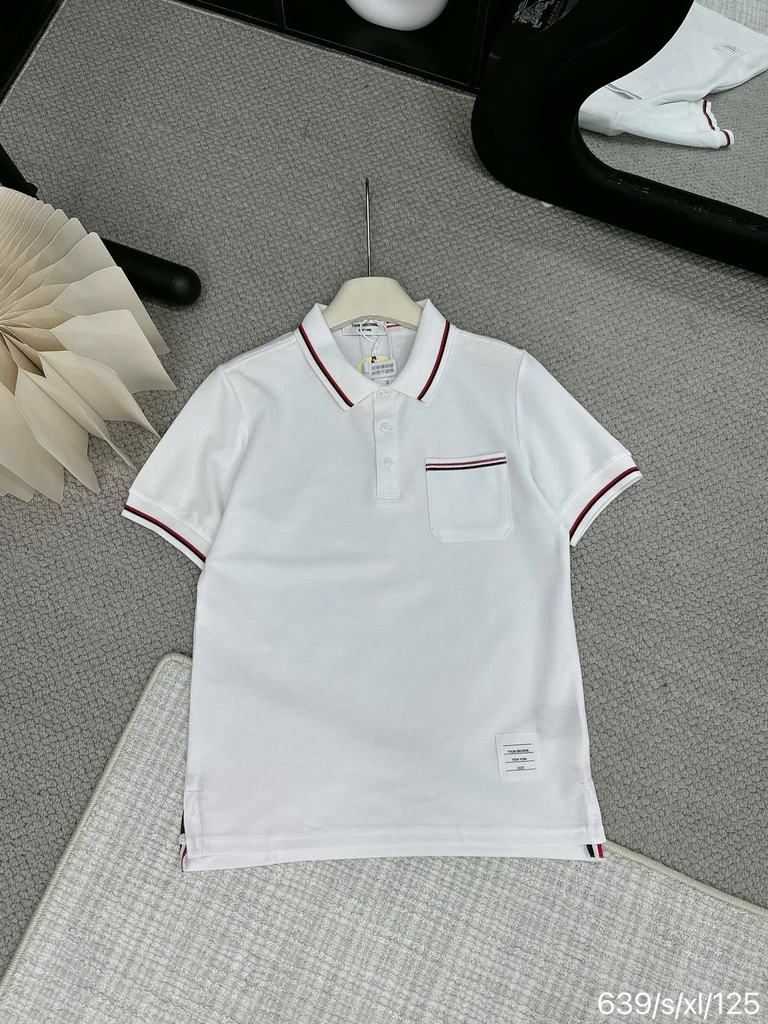 Áo Polo trơn họa tiết thêu ngực - 639